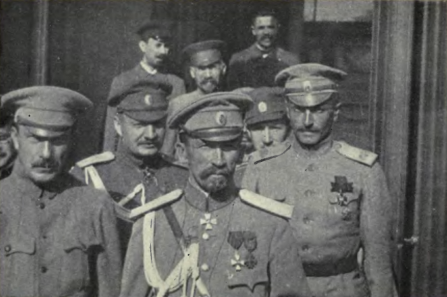 General Kornilov and his staff Image Wikimedia Commons